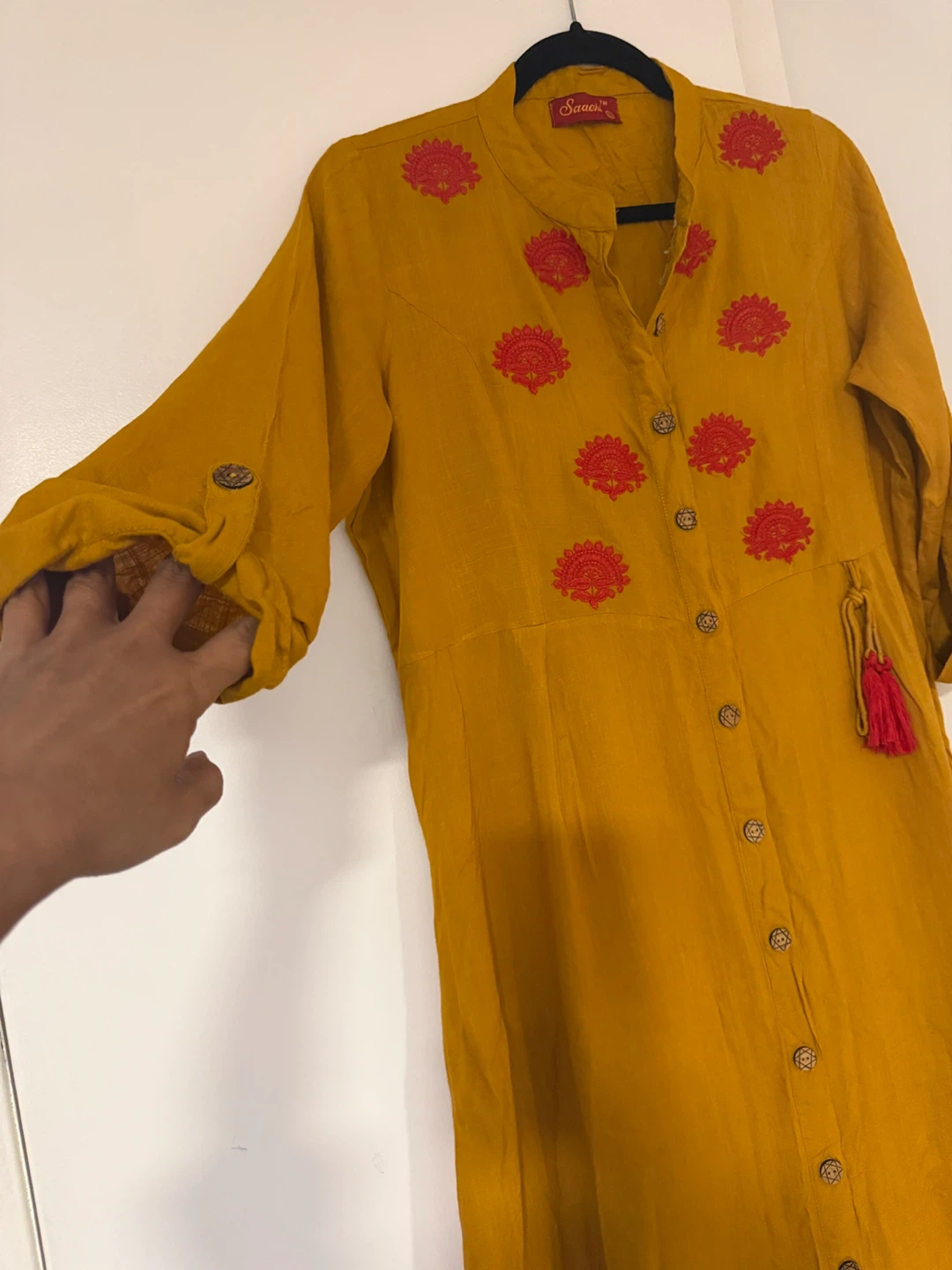 Saachi Yellow Kurti with Red Embroidery - photo 3