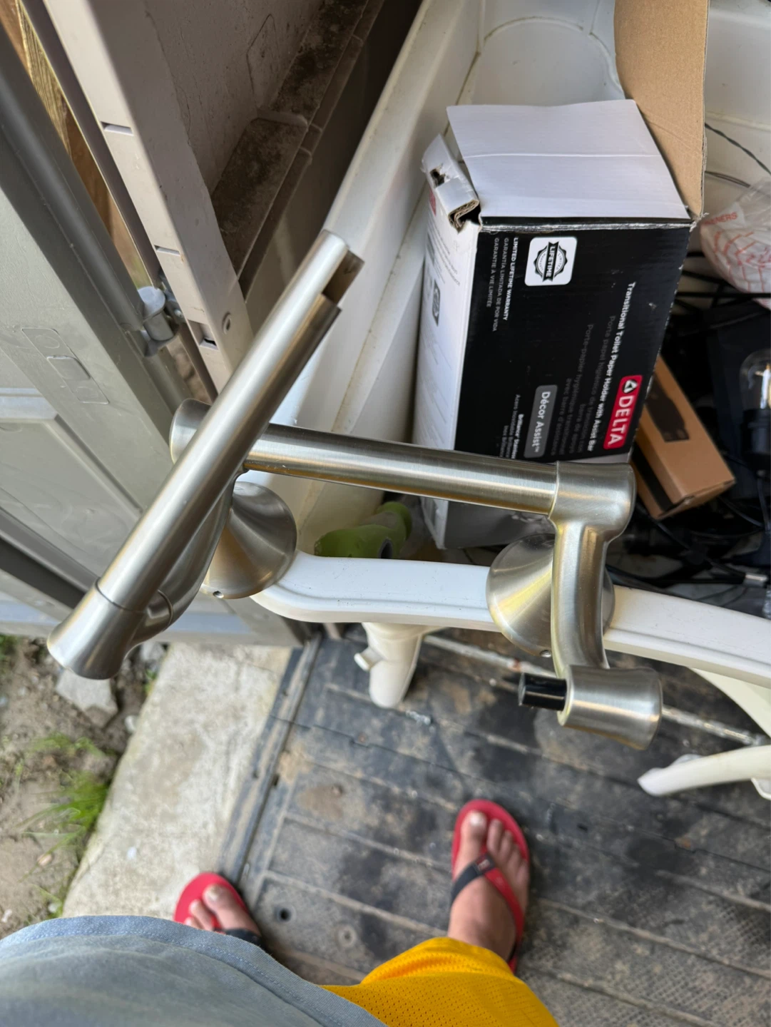 DELTA Transitional Toilet Paper Holder with Assist Bar - photo 3
