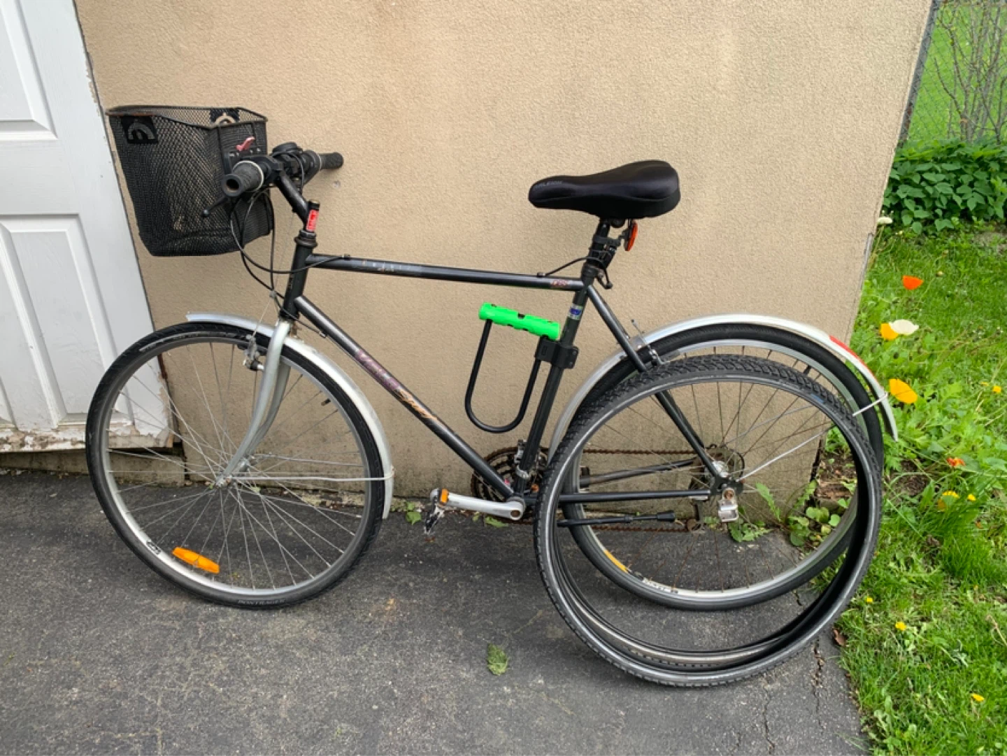 Bicycle with Front Basket and extra winter tires