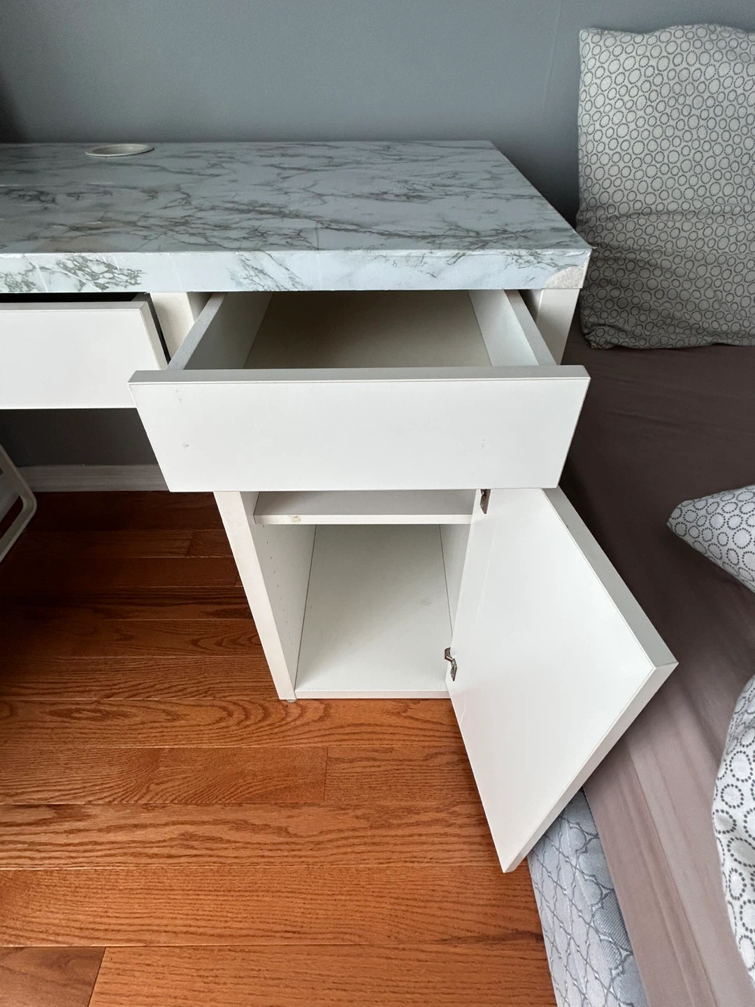 IKEA White Desk and Rolling Storage Cabinet - photo 3