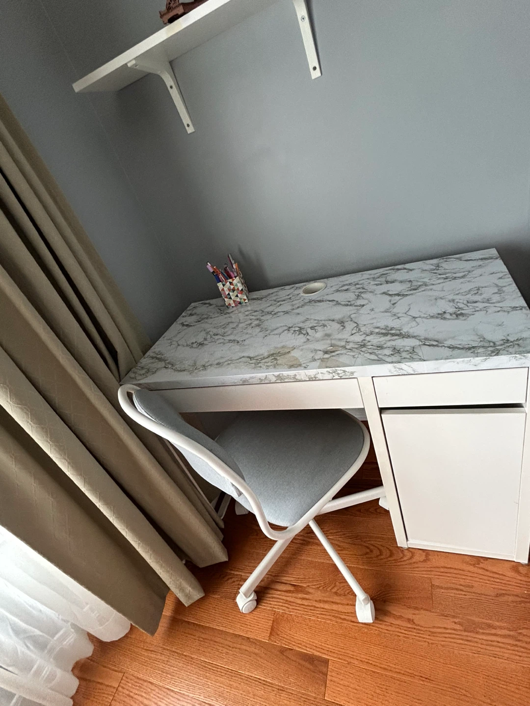 IKEA White Desk and Rolling Storage Cabinet - photo 2