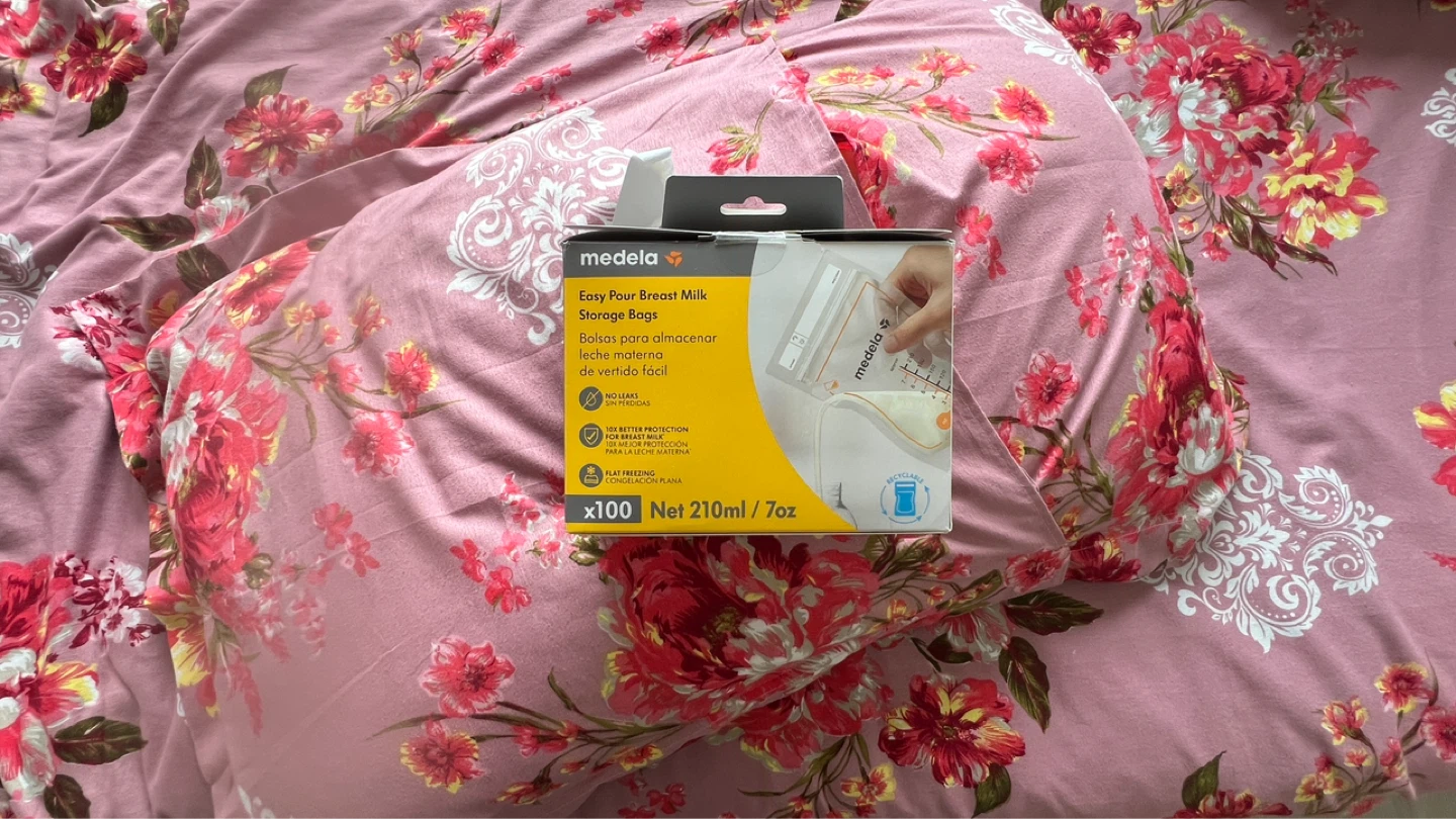 Medela Easy Pour Breast Milk Storage Bags - 90 Count