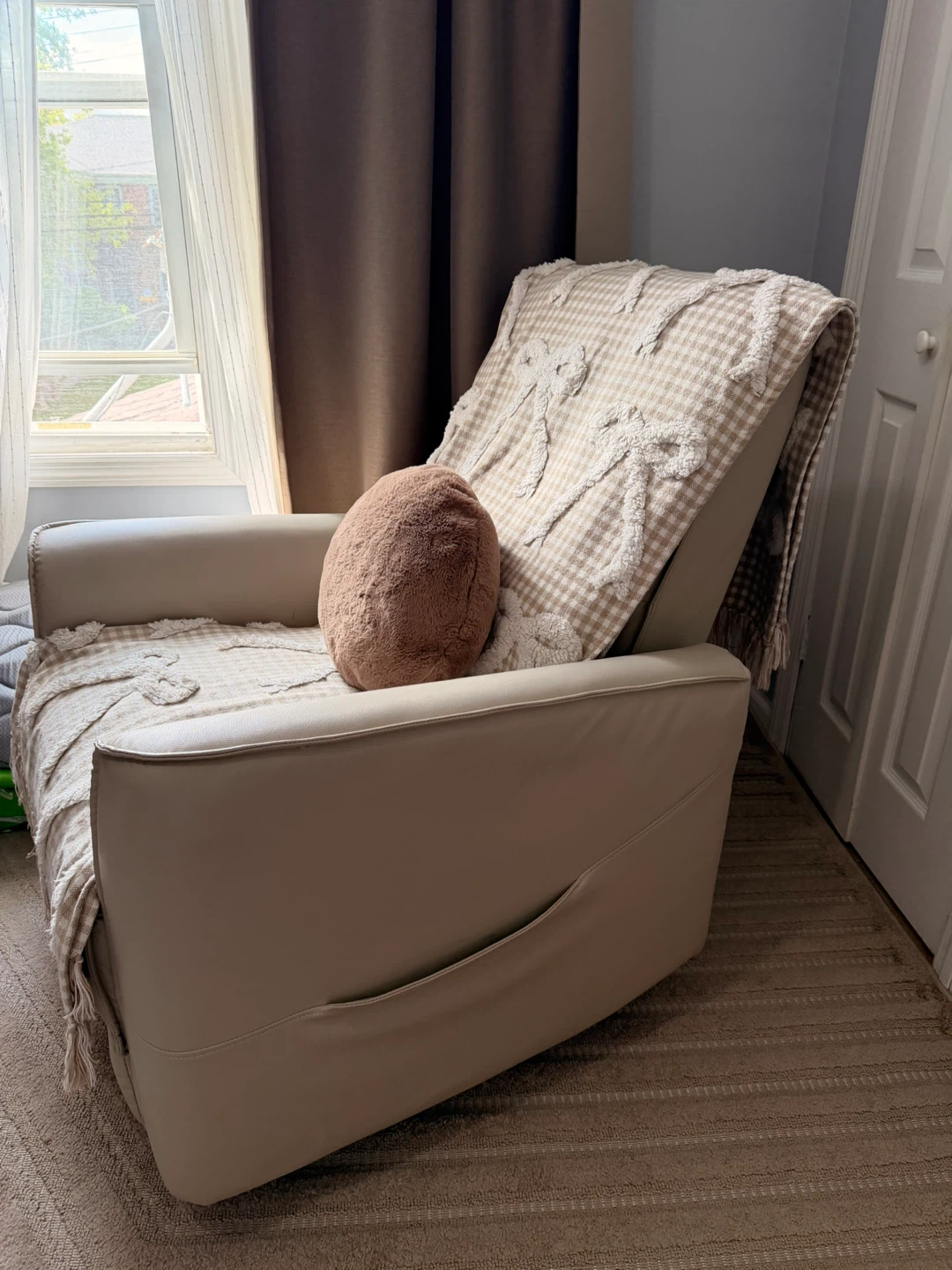 Cream Faux Leather Recliner Chair