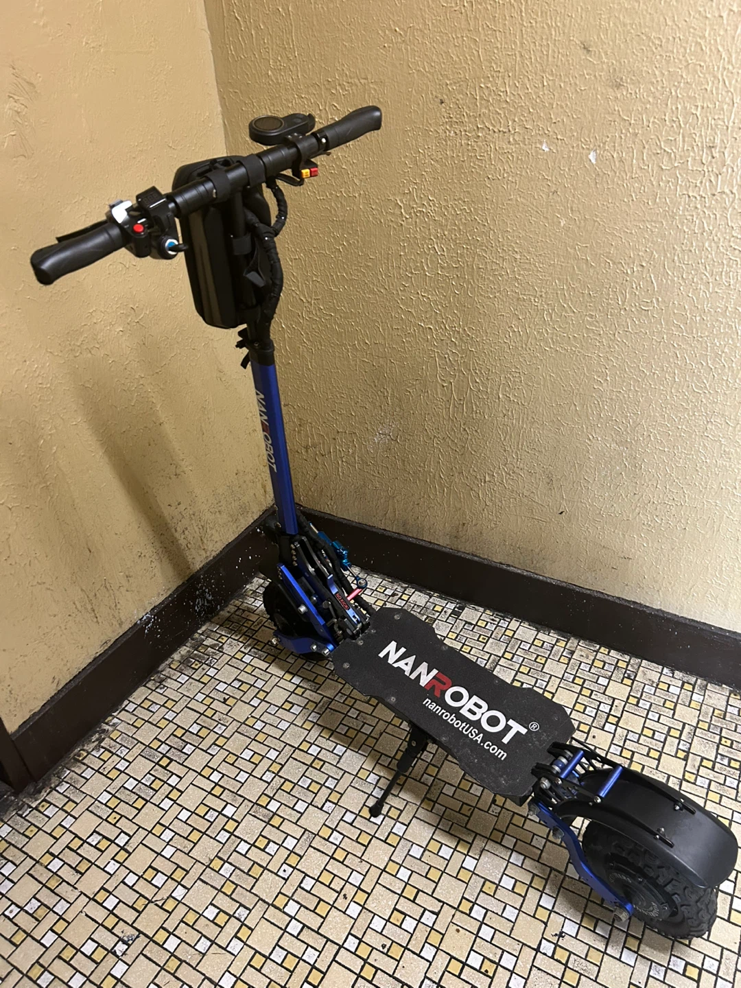 NANROBOT Electric Scooter
