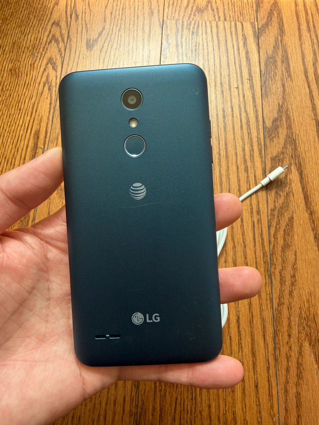 LG phone unlocked Fully Functional with charging cable - photo 3
