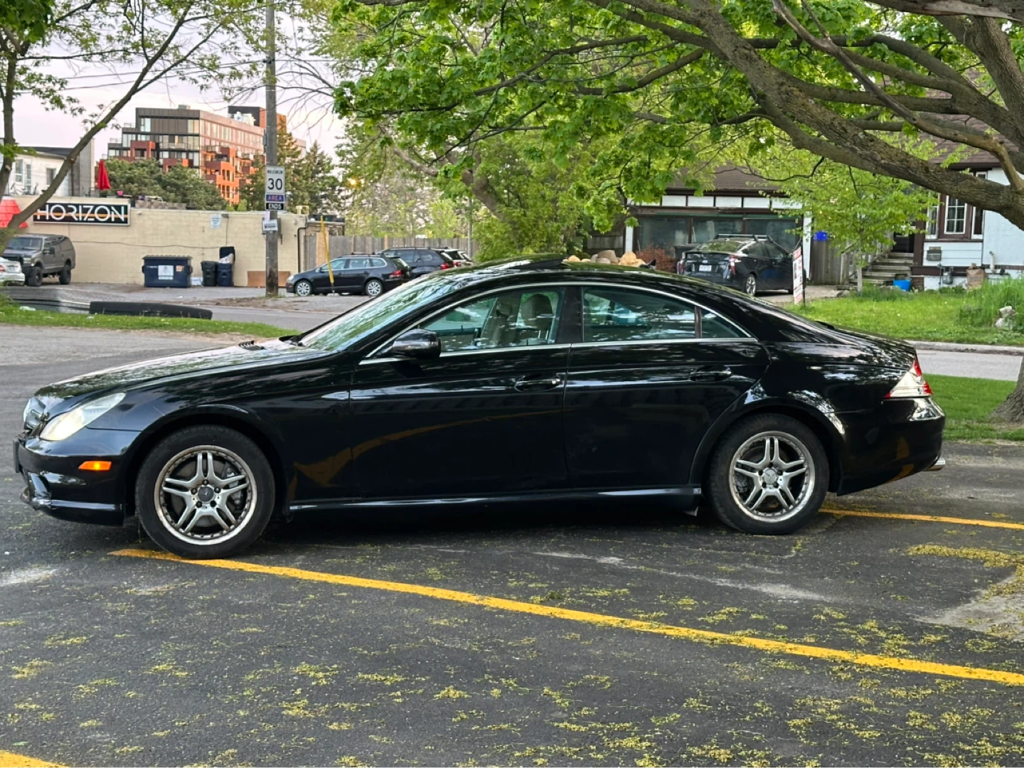 Black Mercedes-Benz CLS 550 - photo 4