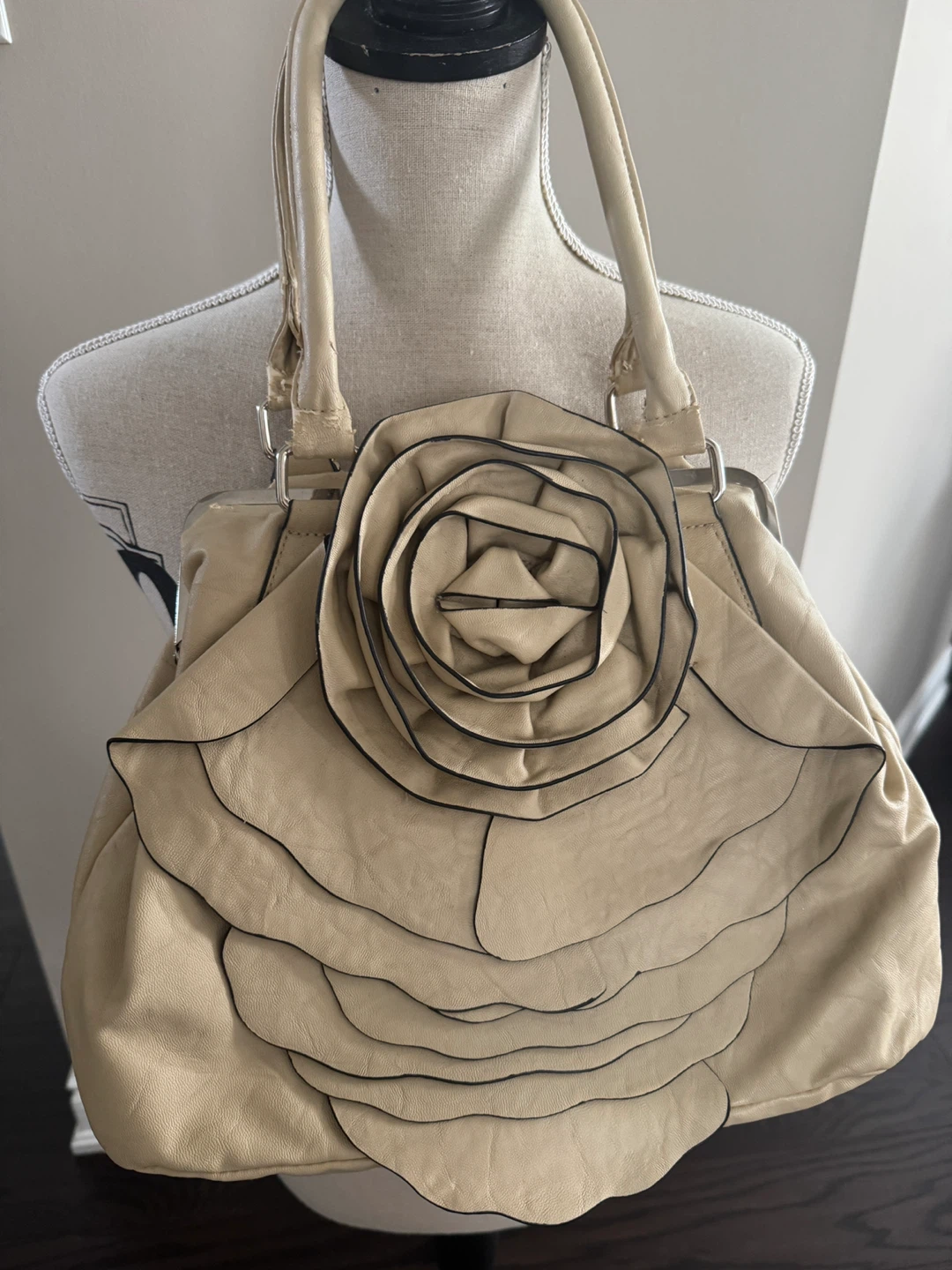 Beige Rose Handbag - photo 4