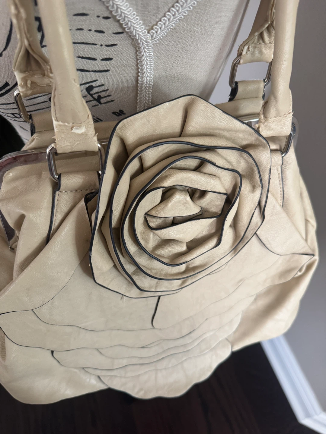 Beige Rose Handbag - photo 2