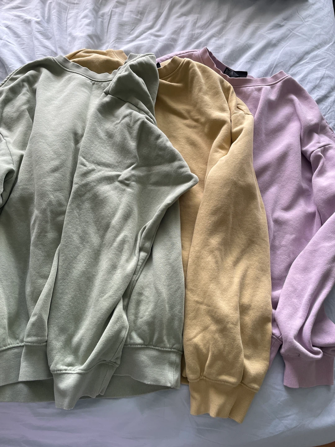 Three Crewneck Sweatshirts - Pastel Colours