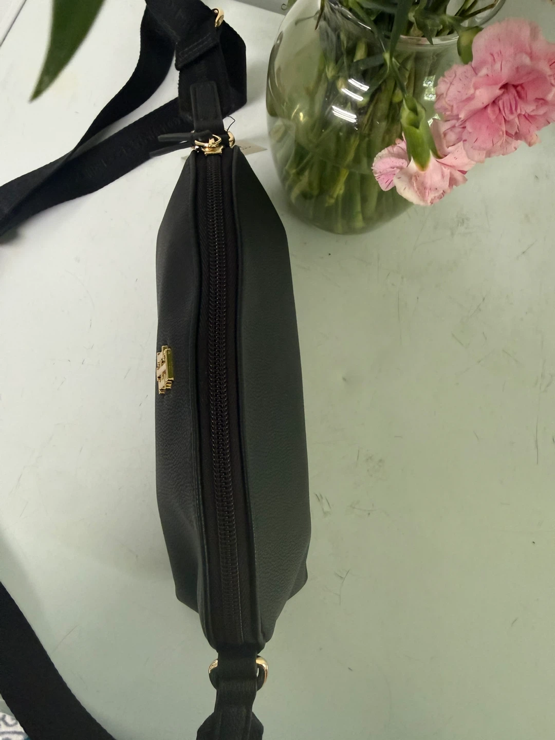 Tommy Hilfiger Black Crossbody Bag - photo 5