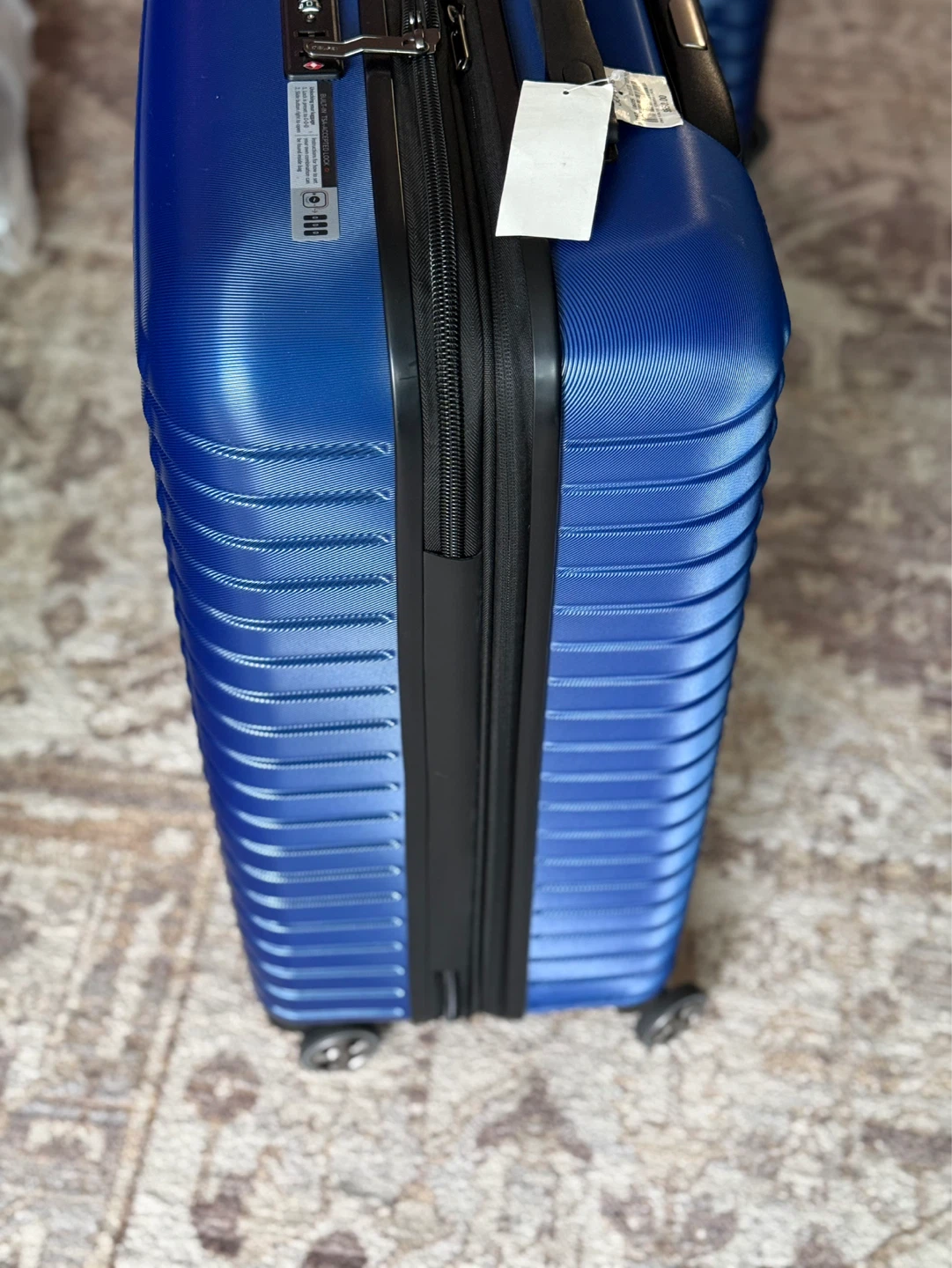 Delsey Paris Cruise 3.0 Medium Blue Expandable Spinner Luggage - photo 3