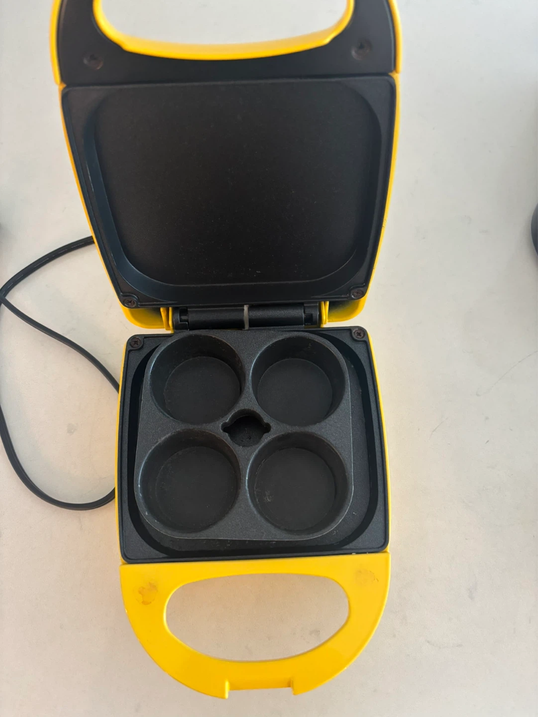Salton Egg Cooker / Breakfast Sandwich Maker 🍳 - photo 2
