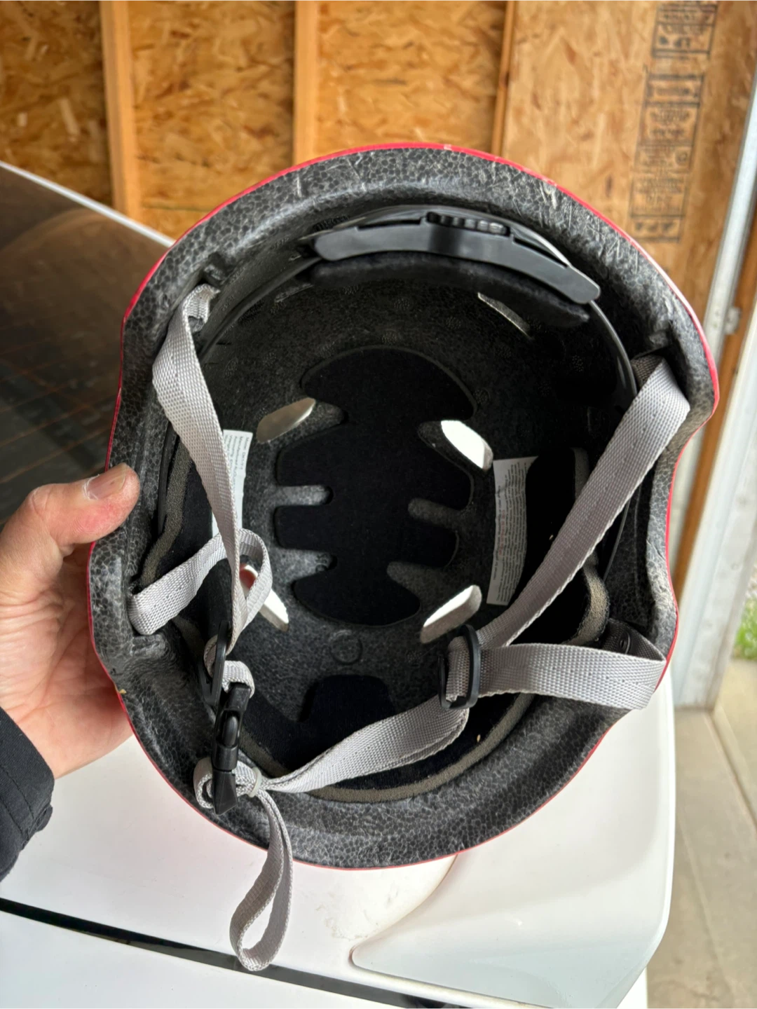 Spyder Red Kids Helmet and front bike rack - photo 2