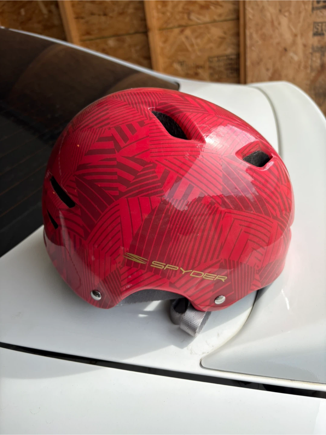 Spyder Red Kids Helmet and front bike rack - photo 5