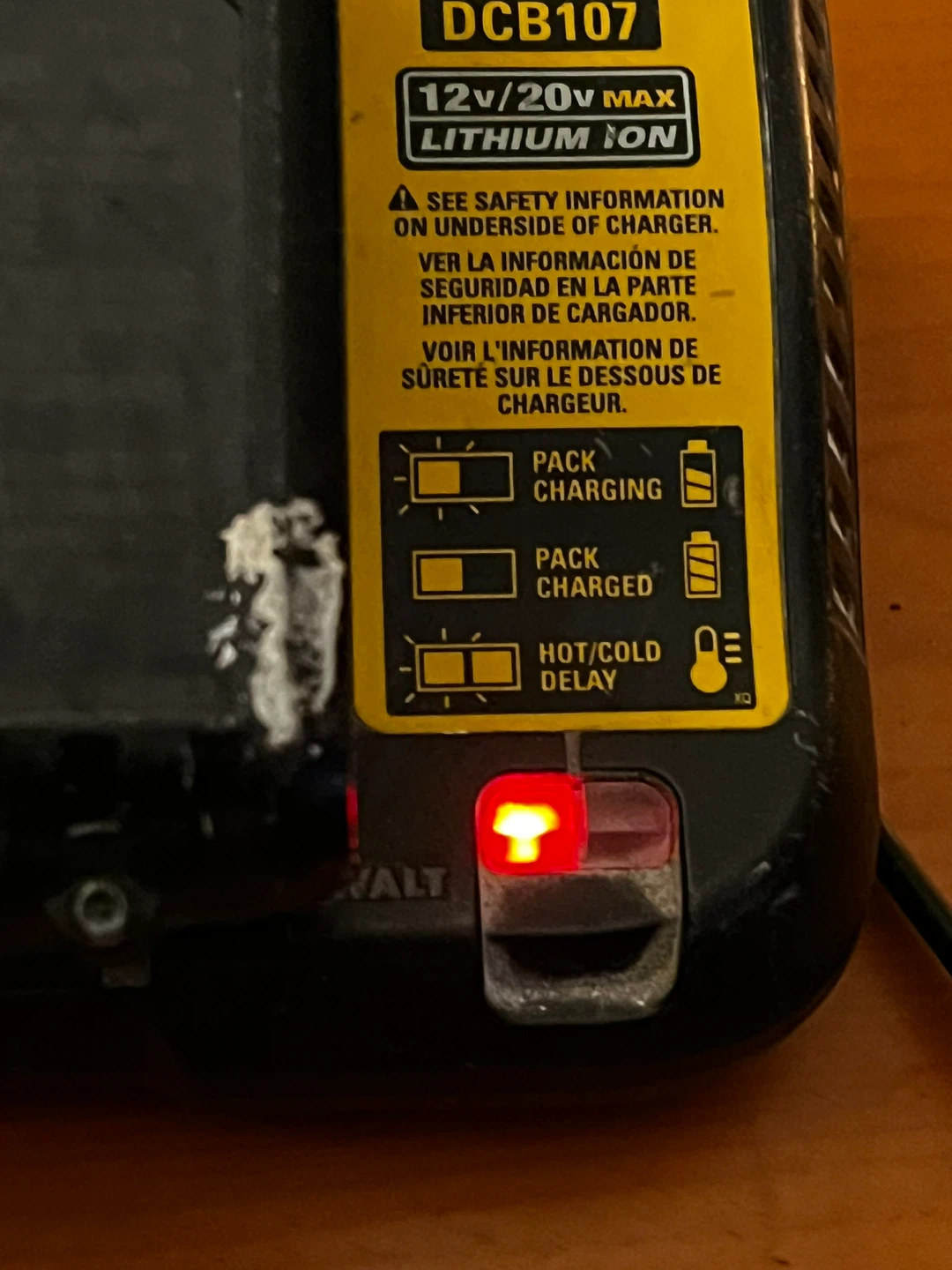 DeWalt Battery Charger with Battery Pack - photo 4