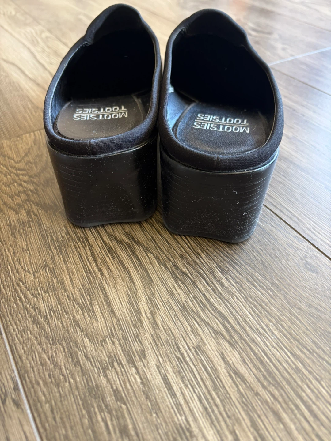 Like NEW-Mootsies Tootsies Black Fabric Mules Size 8.5M - photo 3
