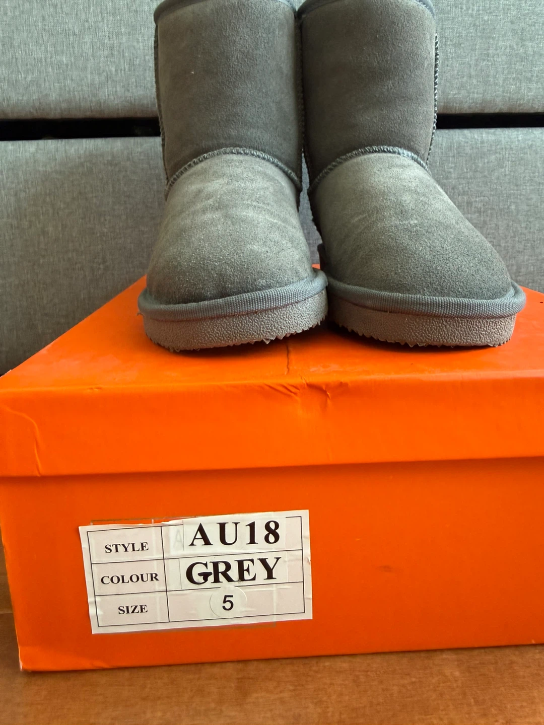 AUPJP Grey Suede Sheepskin Lined Boots - Size 5 - photo 5