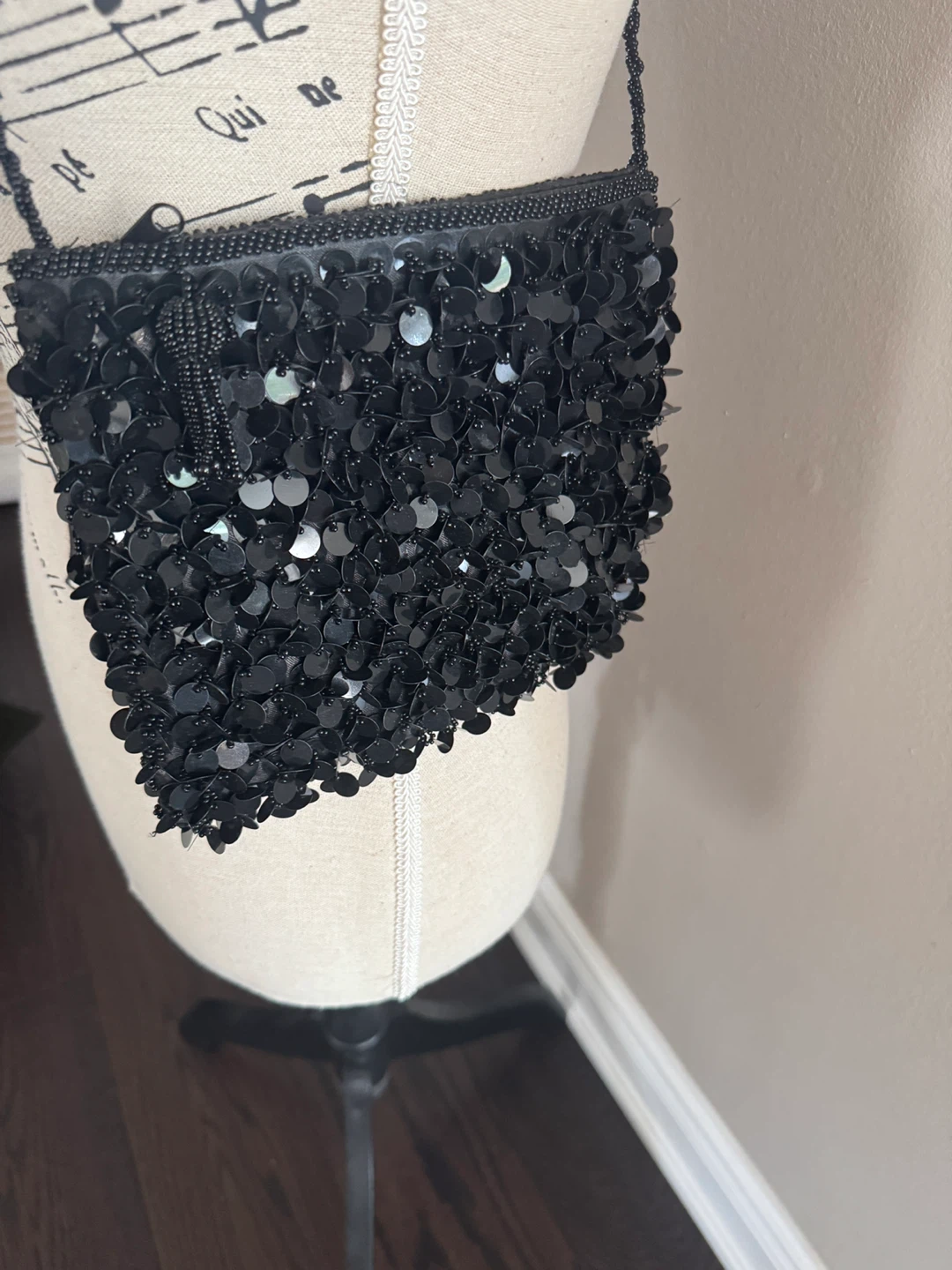 Black sequin and beaded clutch bag - photo 5