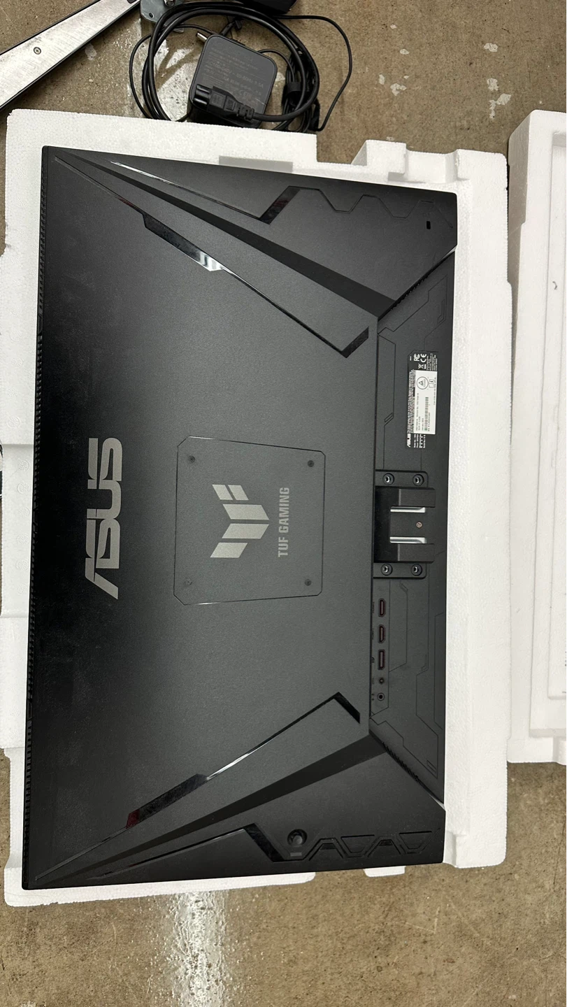 ASUS TUF Gaming VG1A Series 27" W Monitor - photo 2