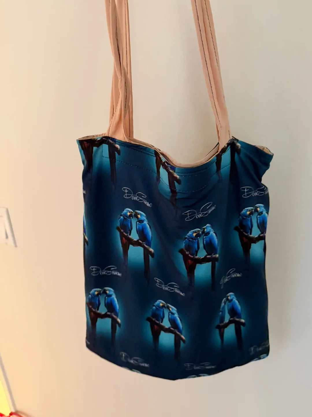 Beach tote bag with parrots - photo 2