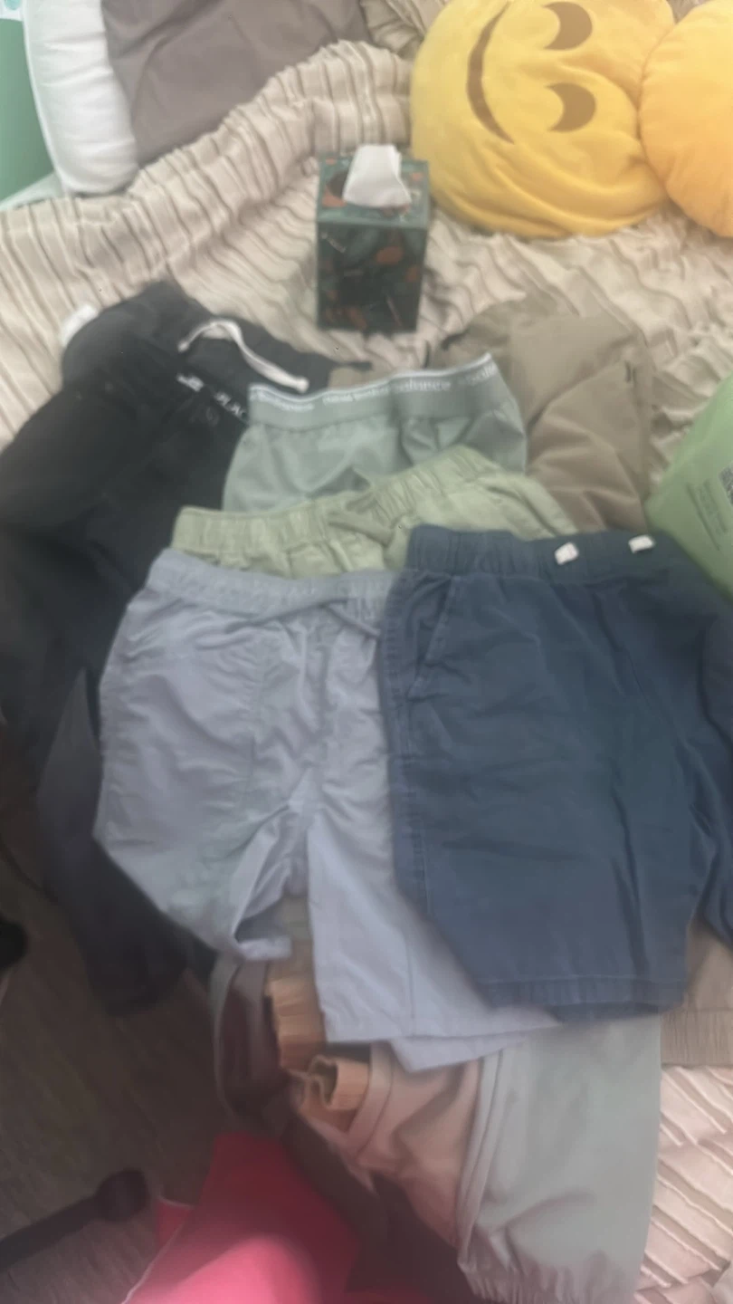 Selling 4 begs boy clothes s-m size 7-9 years - photo 3