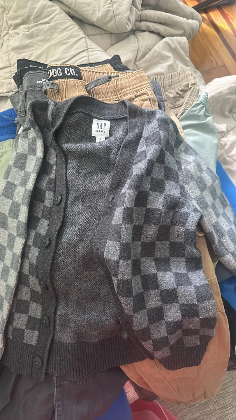 Selling 4 begs boy clothes s-m size 7-9 years - photo 4