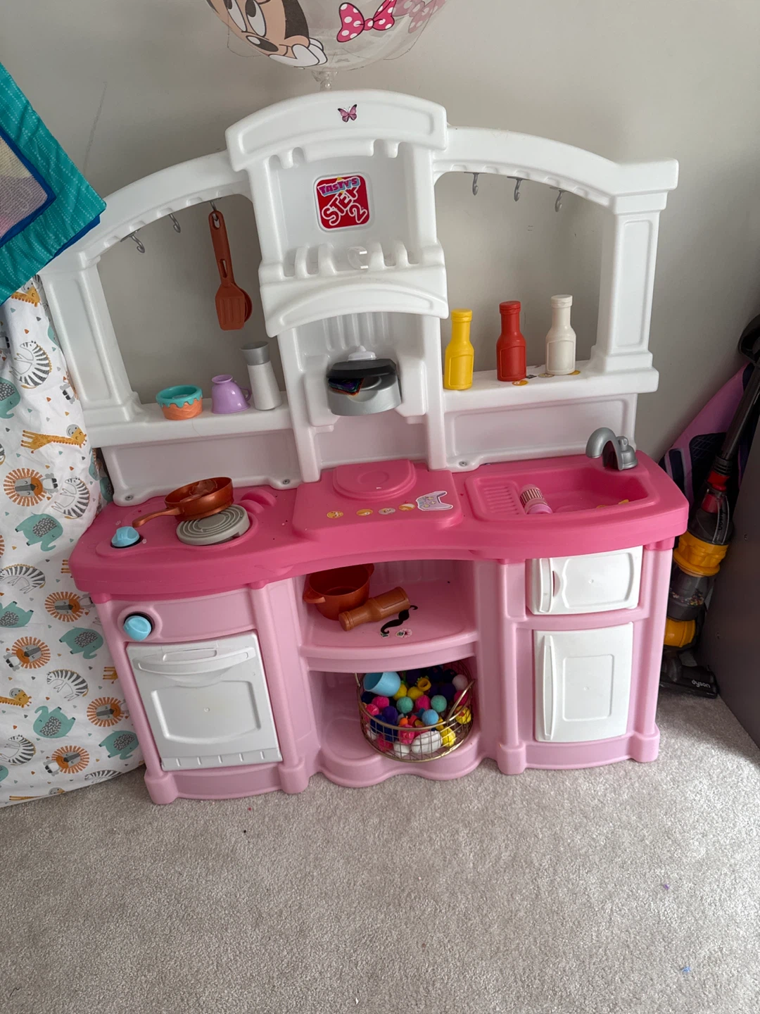 Step 2 Pink Play Kitchen