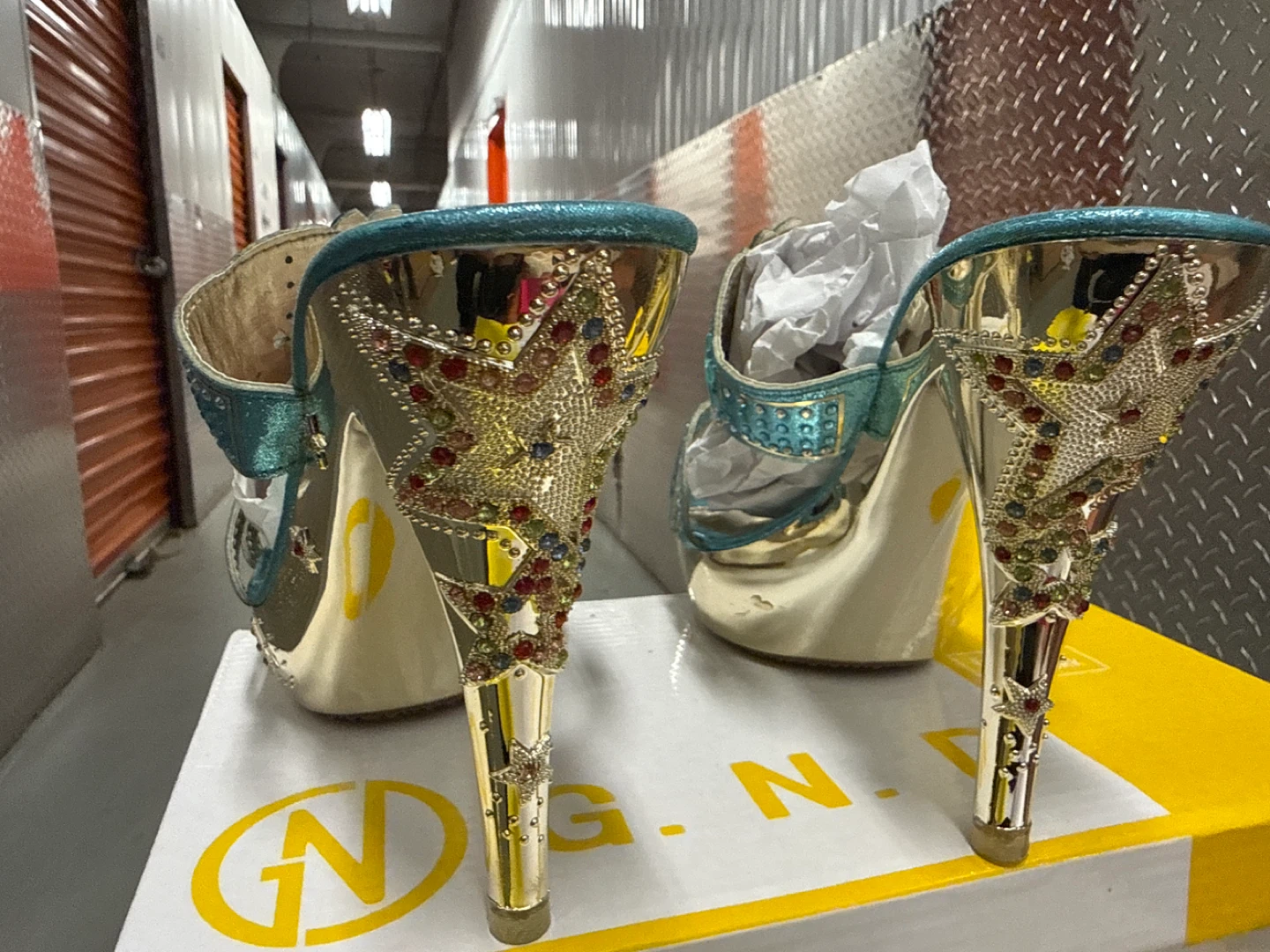 G.N.D. New York Women's Embellished Mules - photo 3