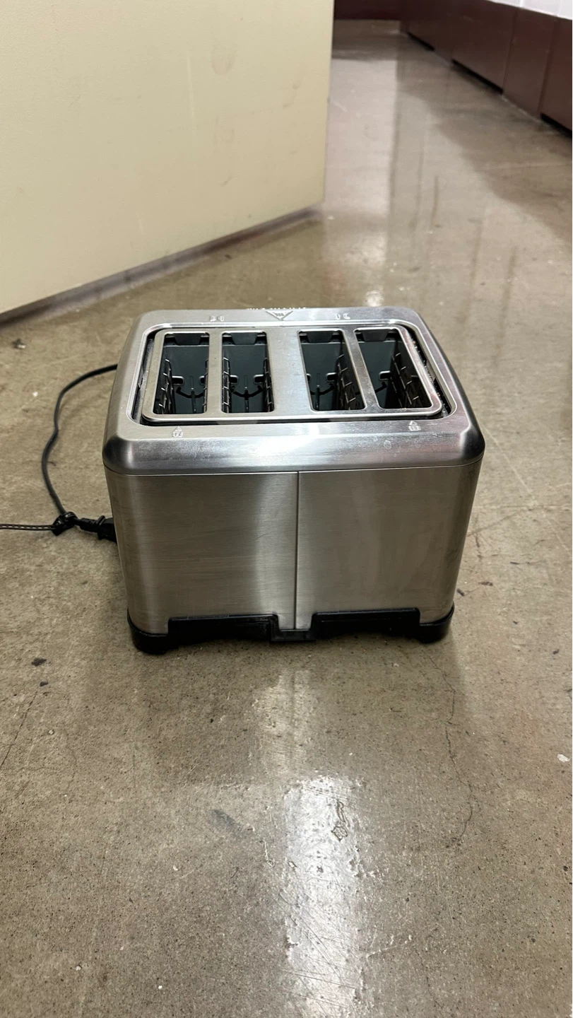 Cuisinart 4-Slice Toaster - photo 2