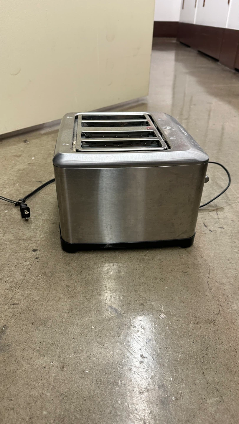 Cuisinart 4-Slice Toaster - photo 3