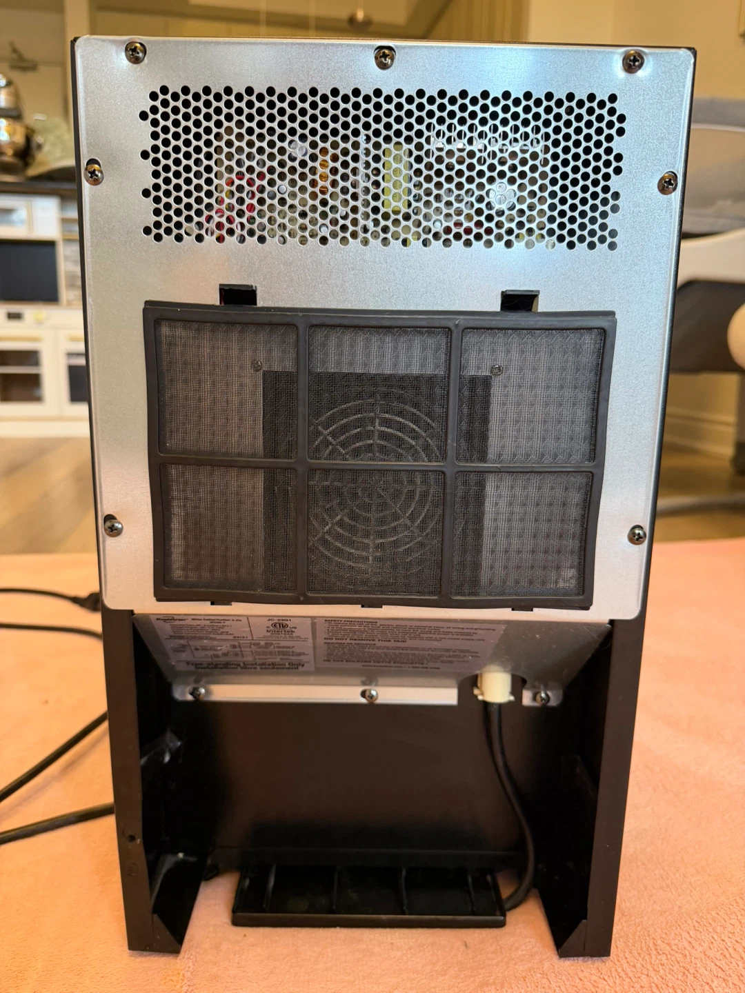 Koolatron Black Beverage Cooler Fridge - photo 3