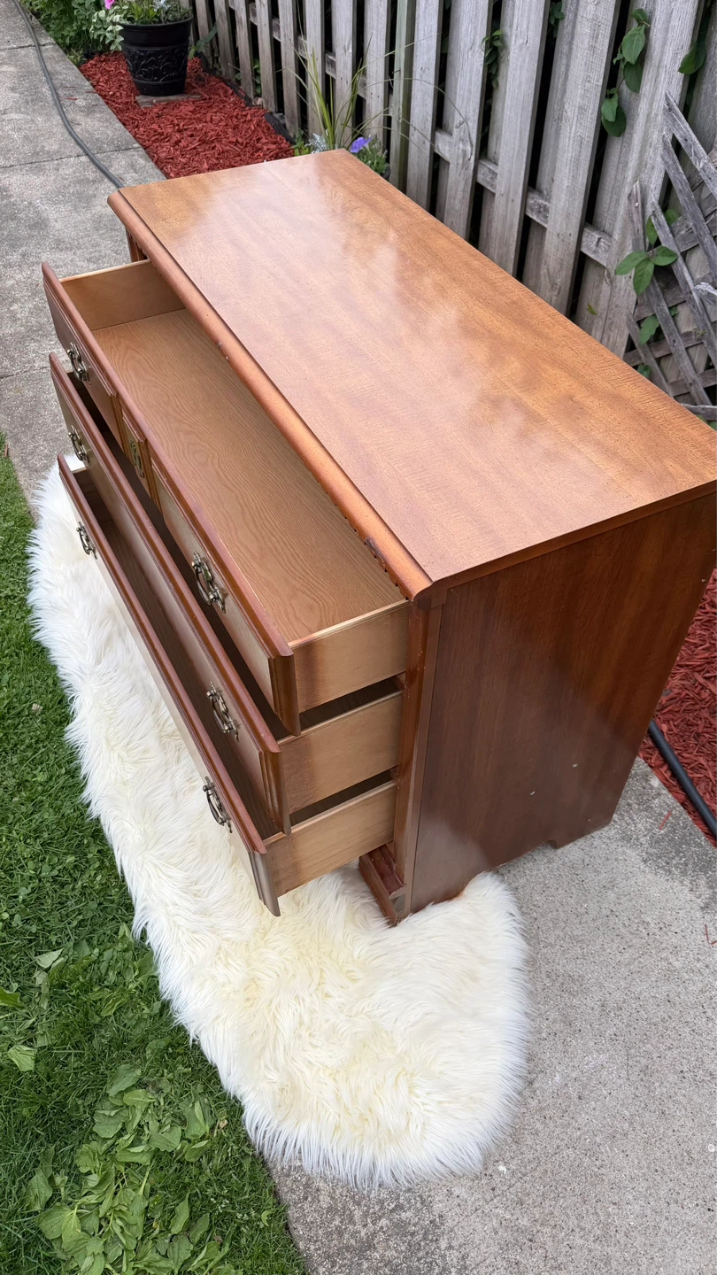 Wooden Dresser with 3 large Drawers - photo 5