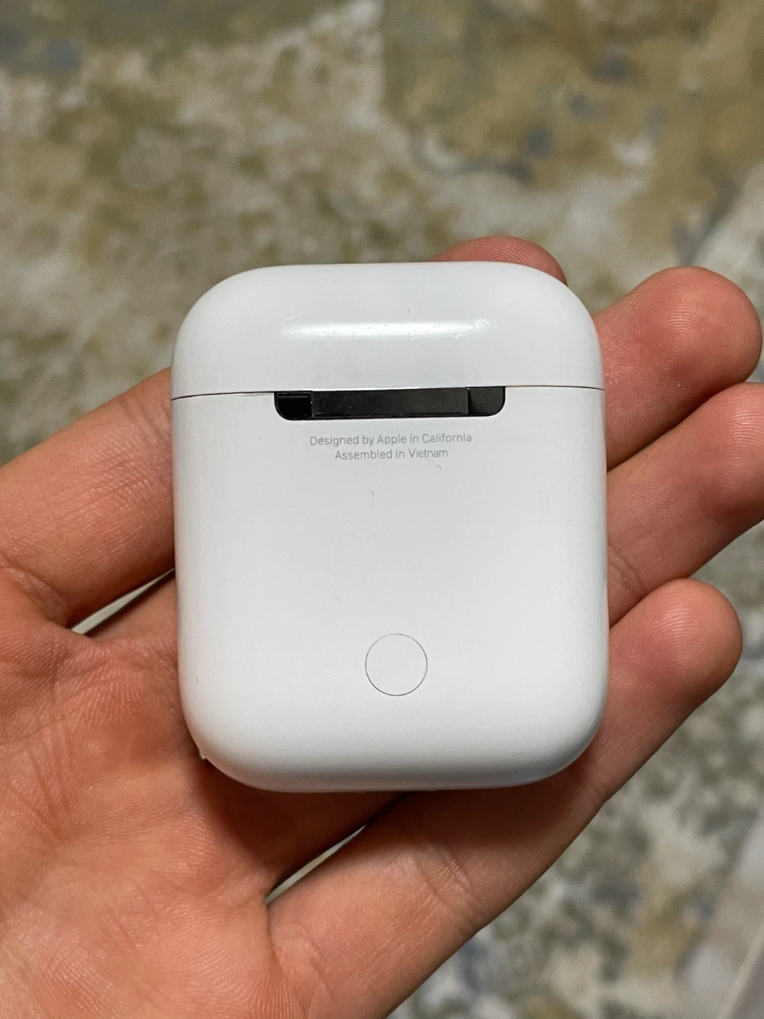 Genuine Apple AirPods 2nd Gen - photo 2