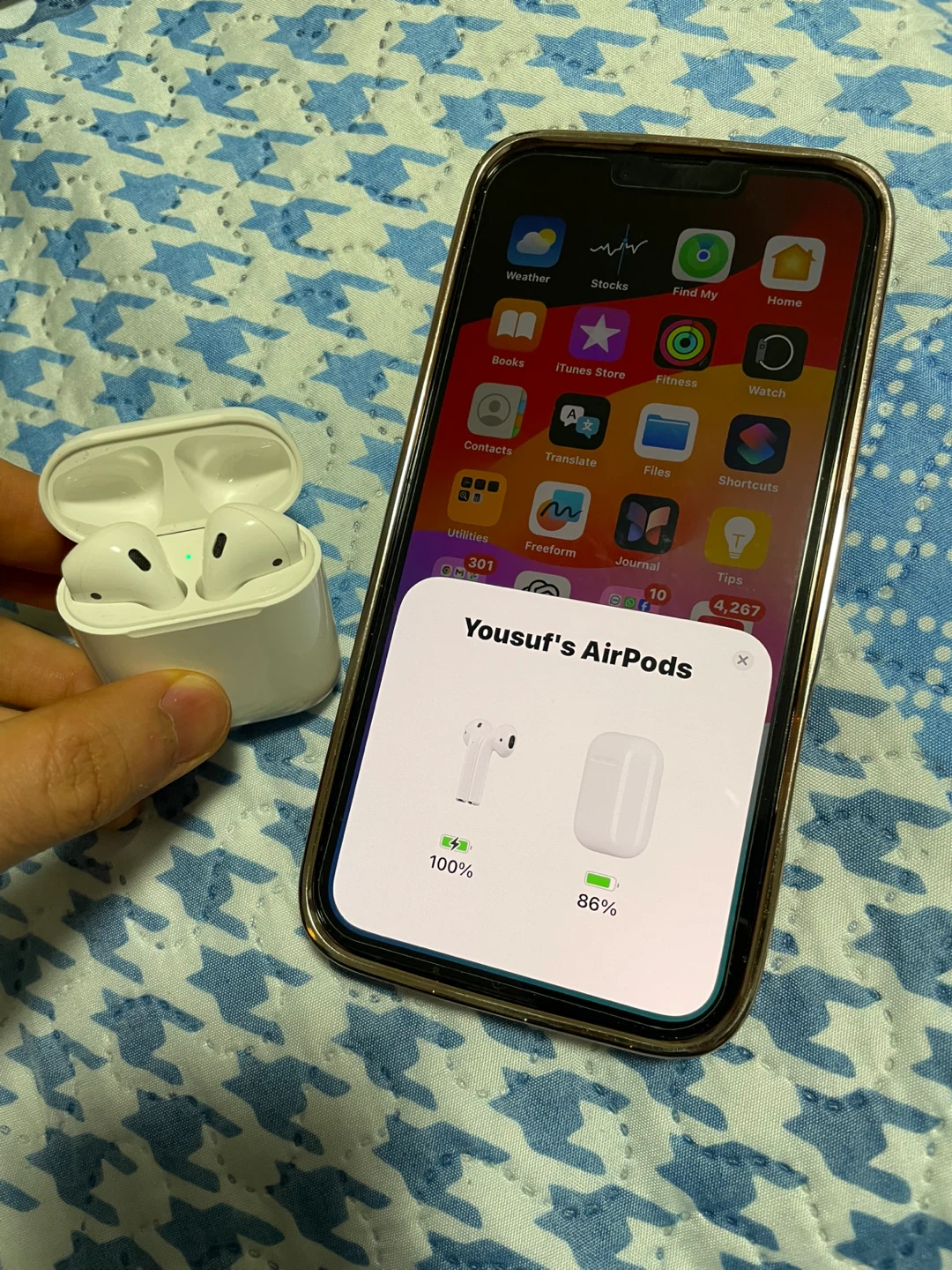Genuine Apple AirPods 2nd Gen - photo 4