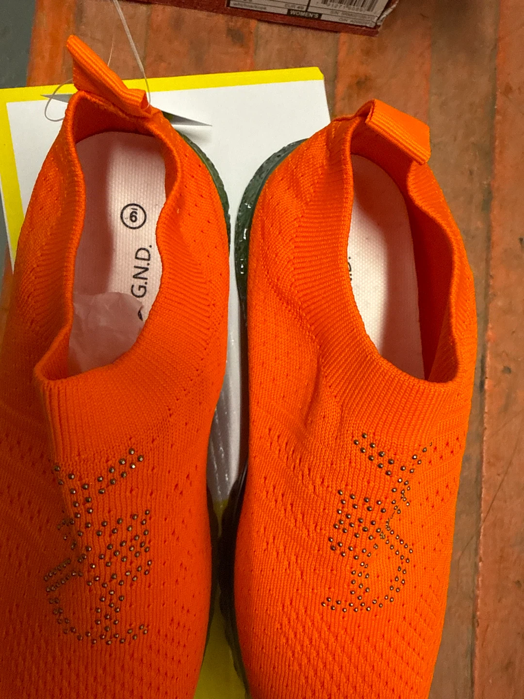 G.N.D Men's Orange Slip-on Sneakers Size 9 - photo 4