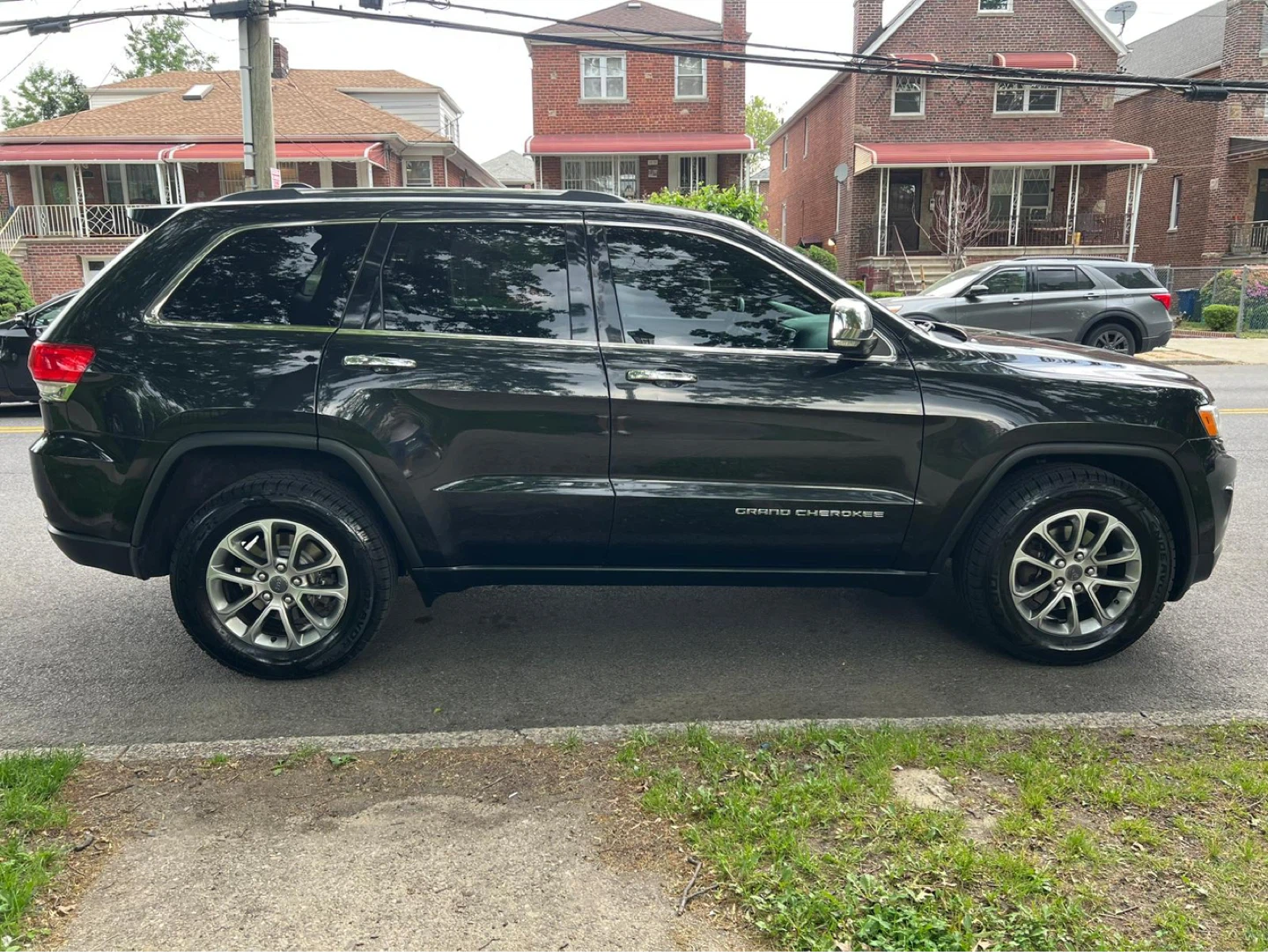 2015 Jeep Grand Cherokee Limited SUV - photo 5