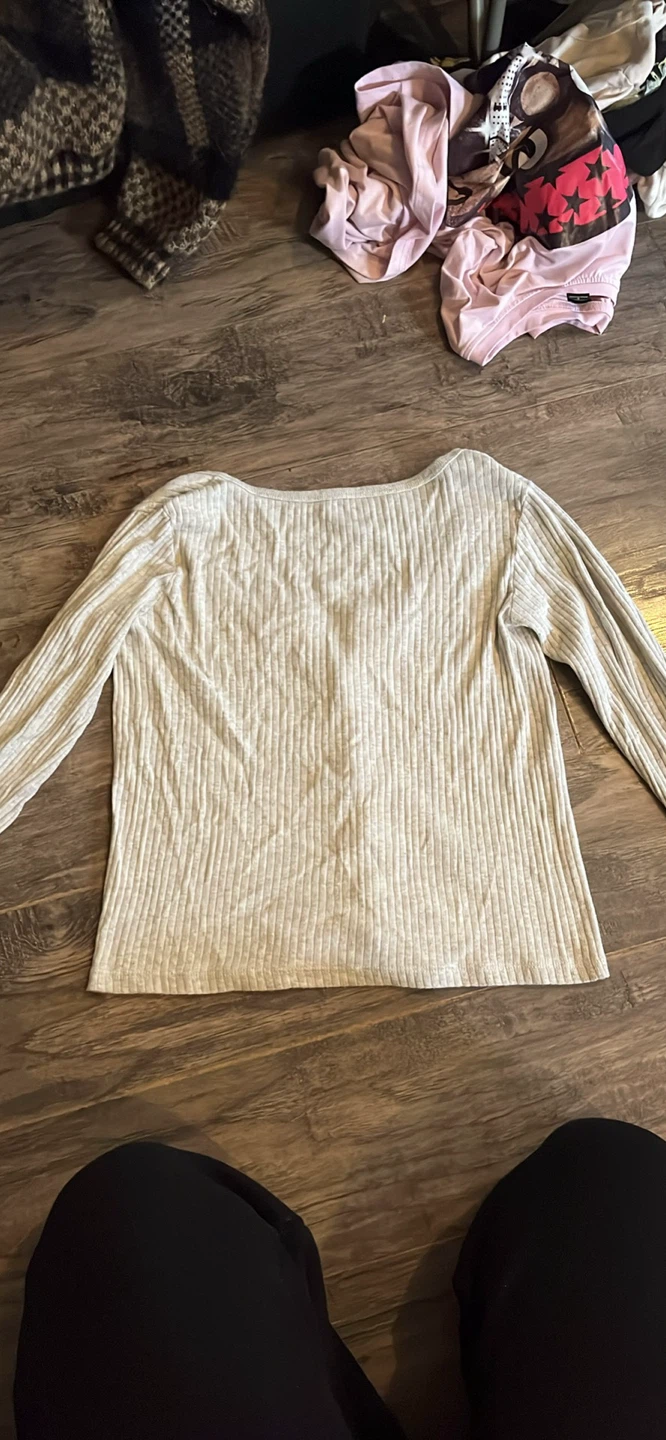 Brandy Melville Grey Ribbed Button-Up Long Sleeve Top - photo 3