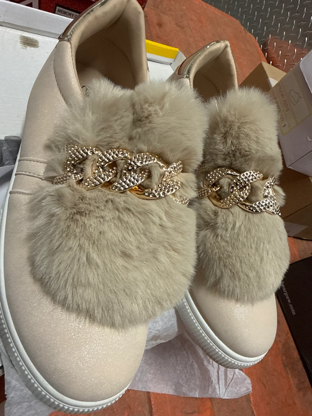 G.N.D Fashion New York Beige Slip-On Sneakers Size 9 - photo 2