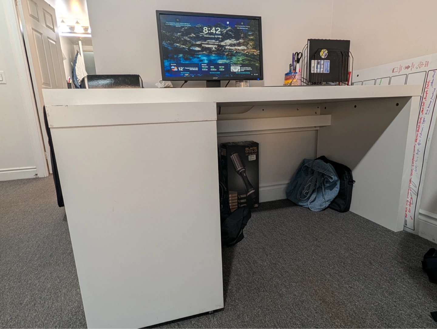 White Desk - photo 3