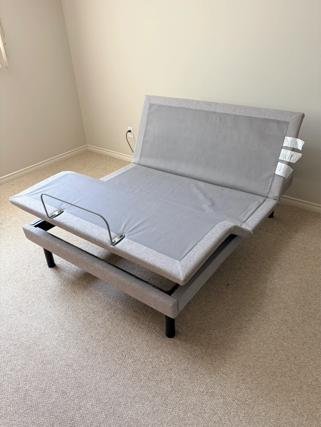 Sealy Posturepedic Bed with Adjustable Base - photo 3