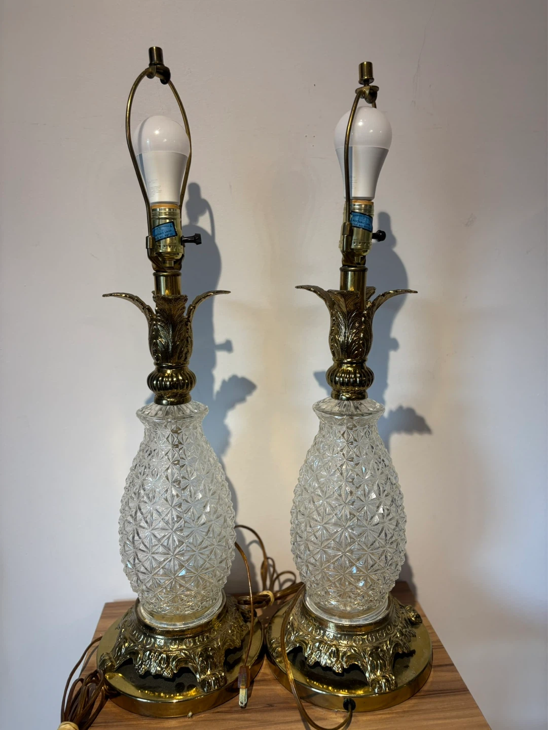 Vintage Glass and Brass pineapple crystal Table Lamps - Pair - photo 3