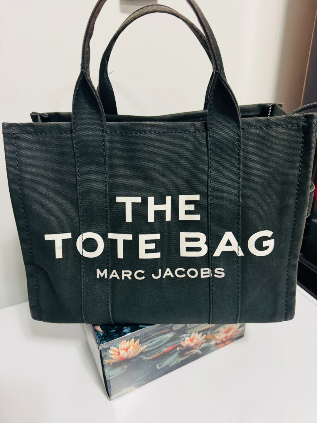 Marc Jacobs The Tote Bag
