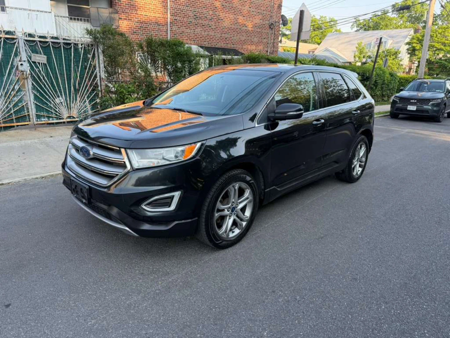 2015 Ford Edge Titanium SUV 4WD - photo 4