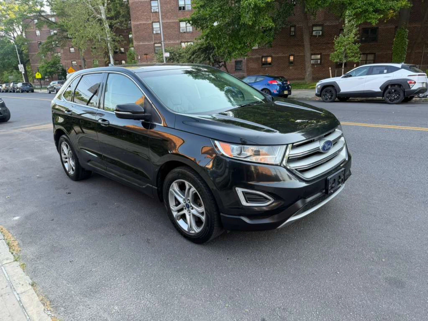 2015 Ford Edge Titanium SUV 4WD - photo 2