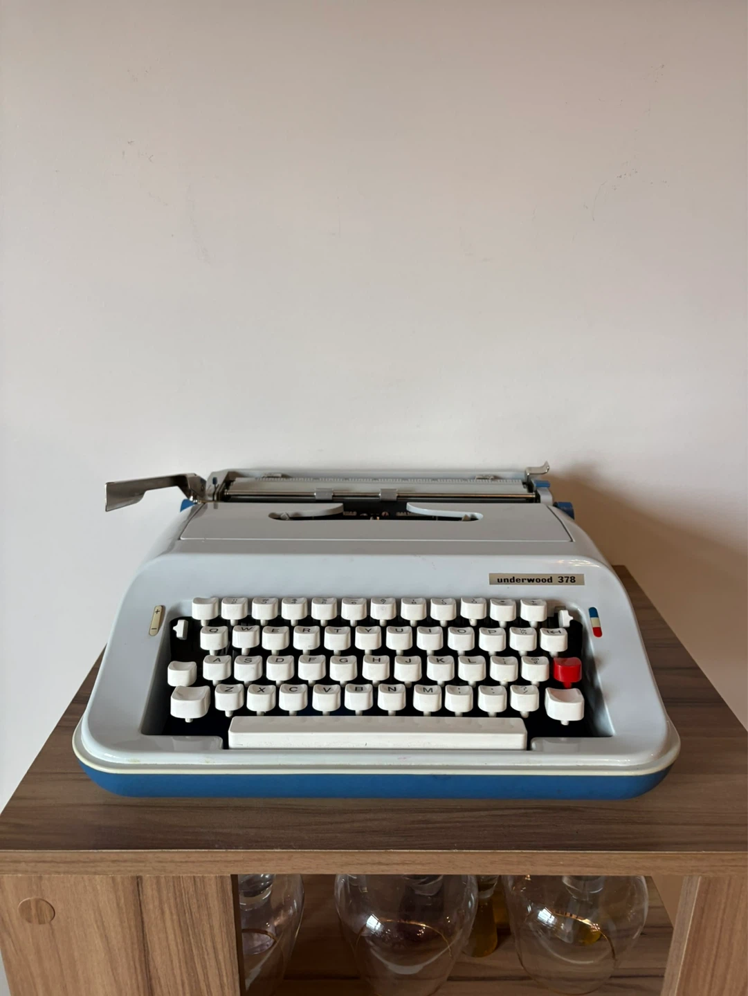 Underwood 378 Typewriter - photo 3