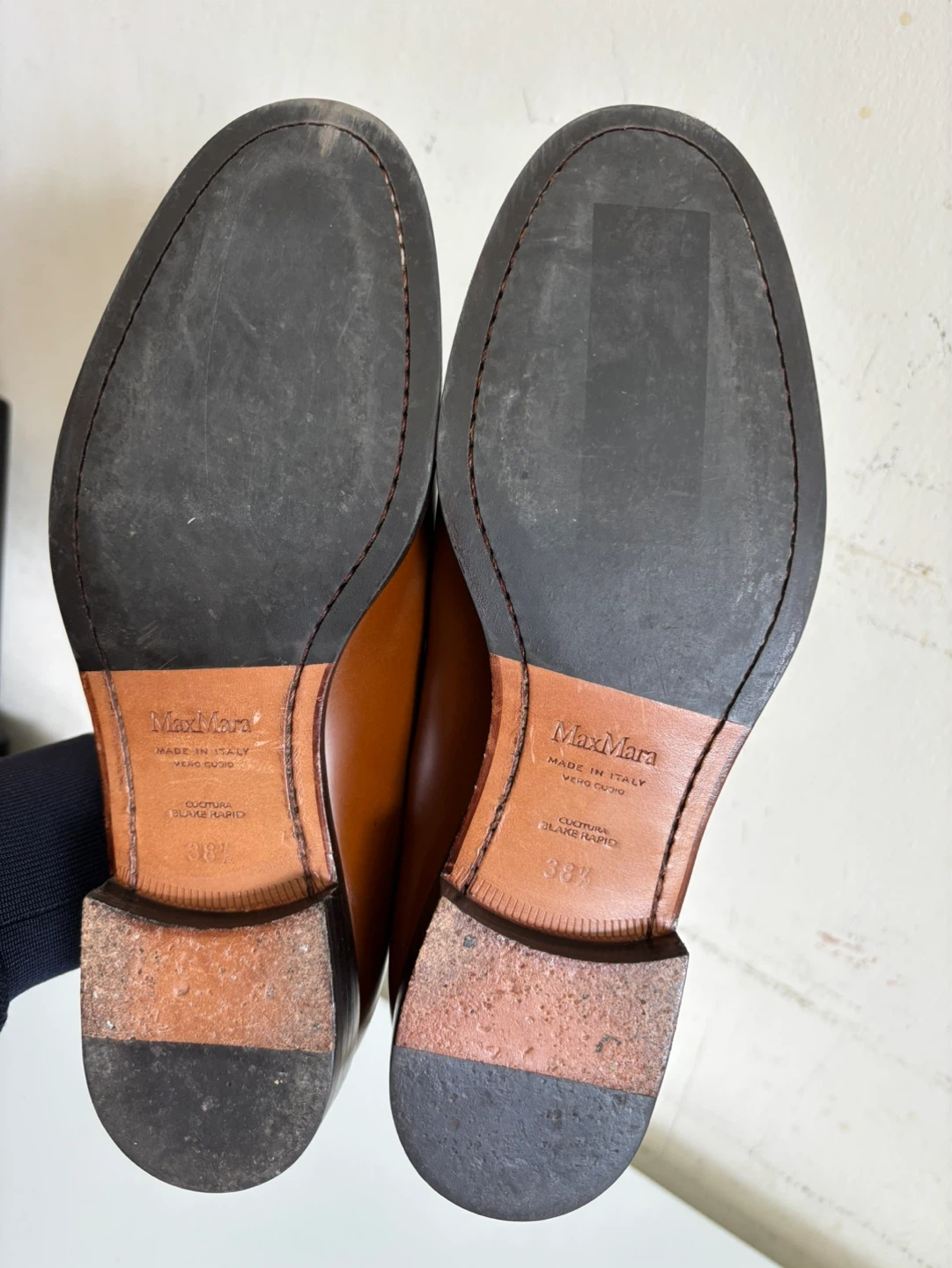 MaxMara Women's Brown Leather Loafers Size 38.5 - photo 2