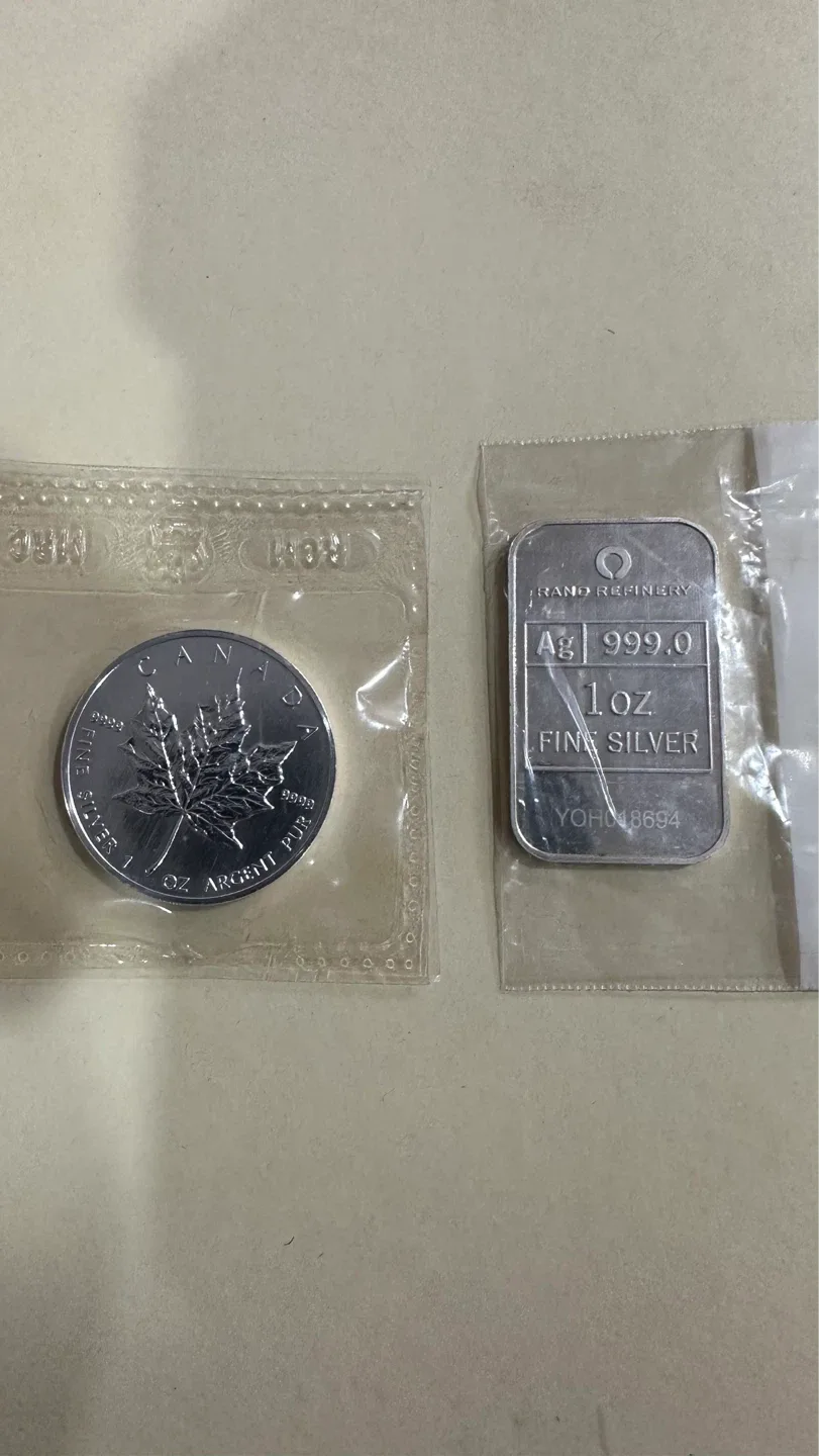 Silver 1oz Bar and $5 1oz Coin