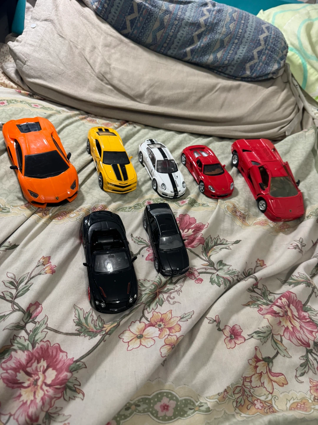 Assorted Die-Cast Toy Cars collection bundle