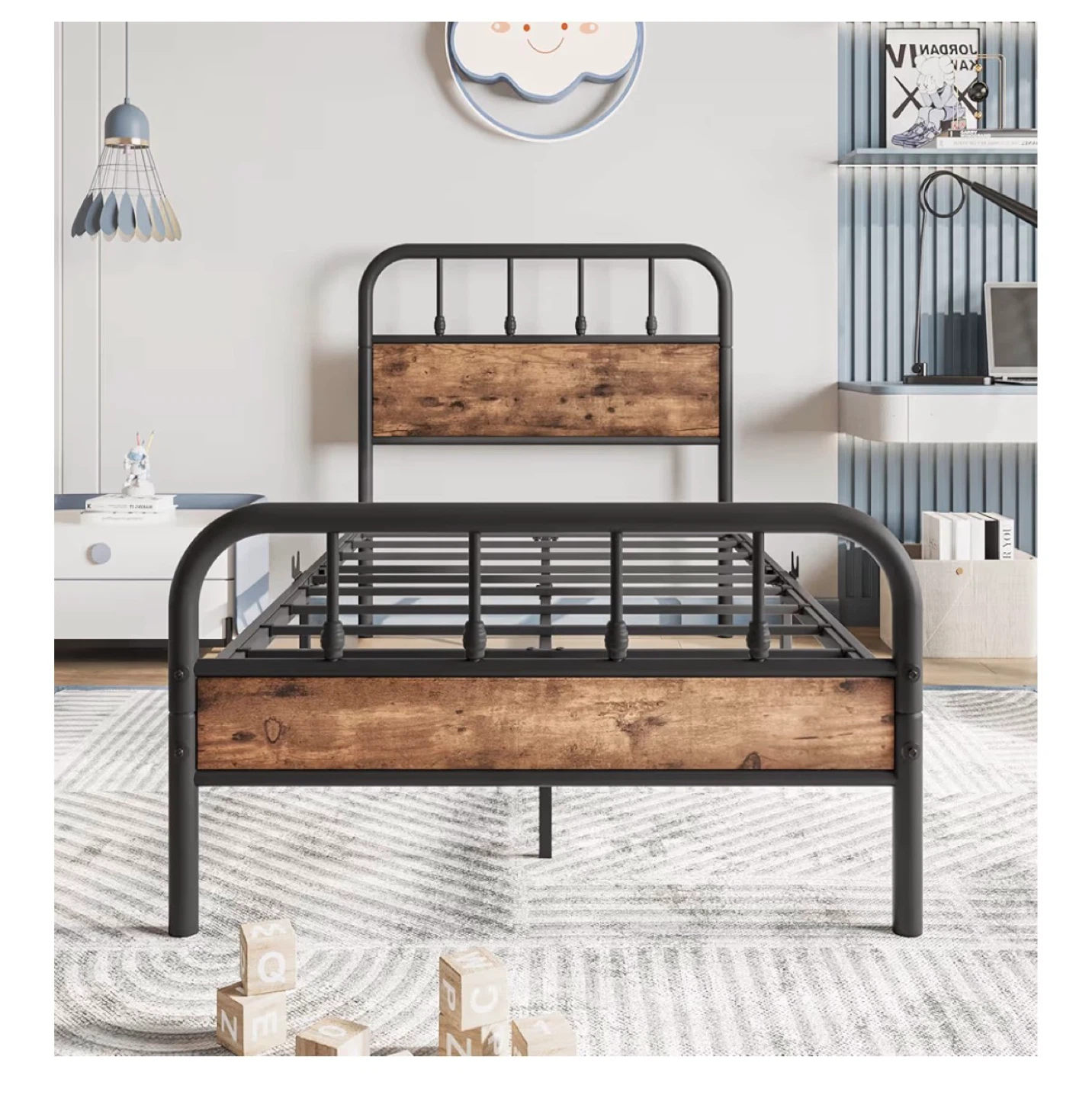 Moving Sale – Full Size Mattress & Bed Base 🛏️✨ - photo 4