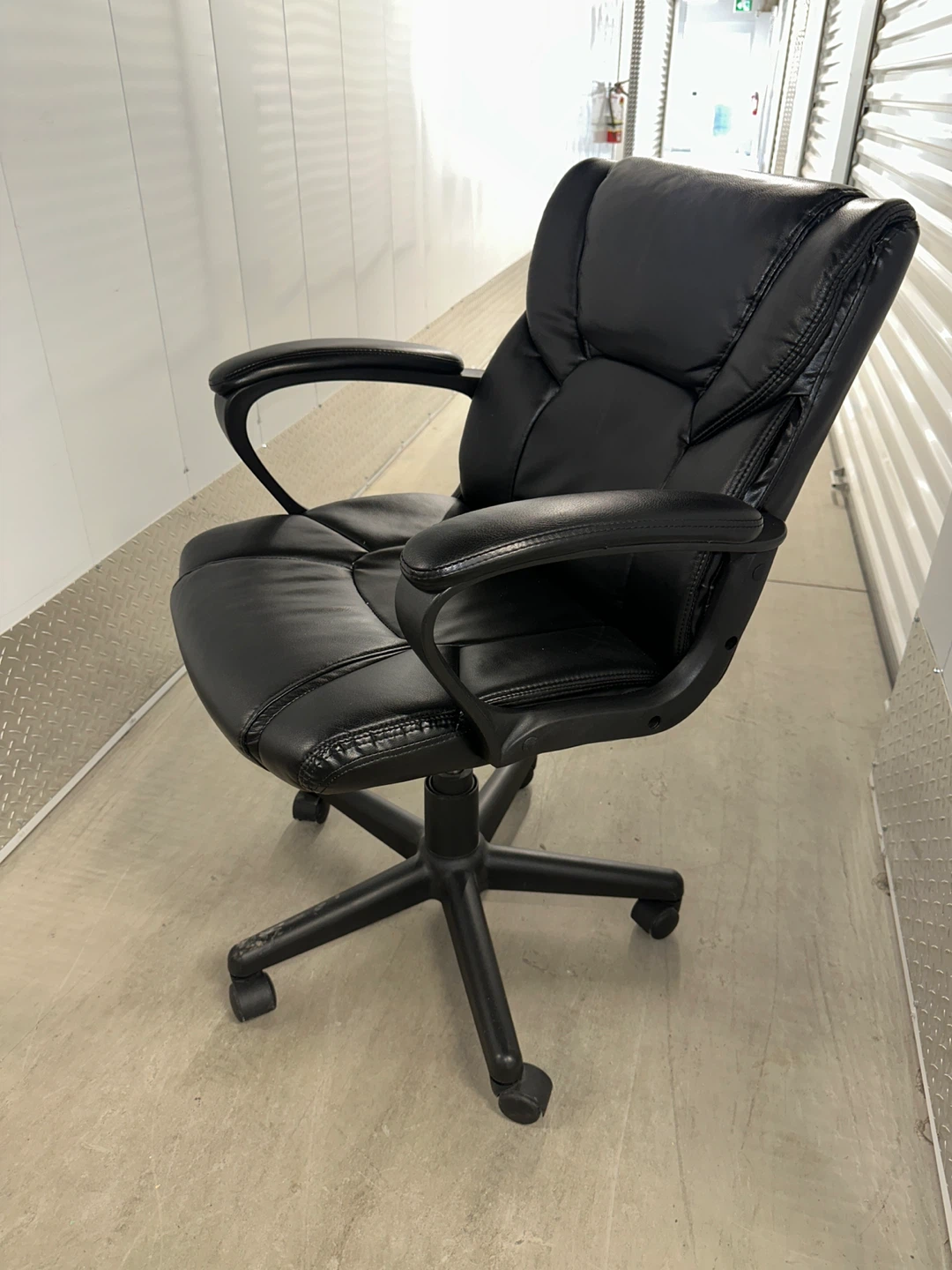 Black Office Chair and Stool - photo 5